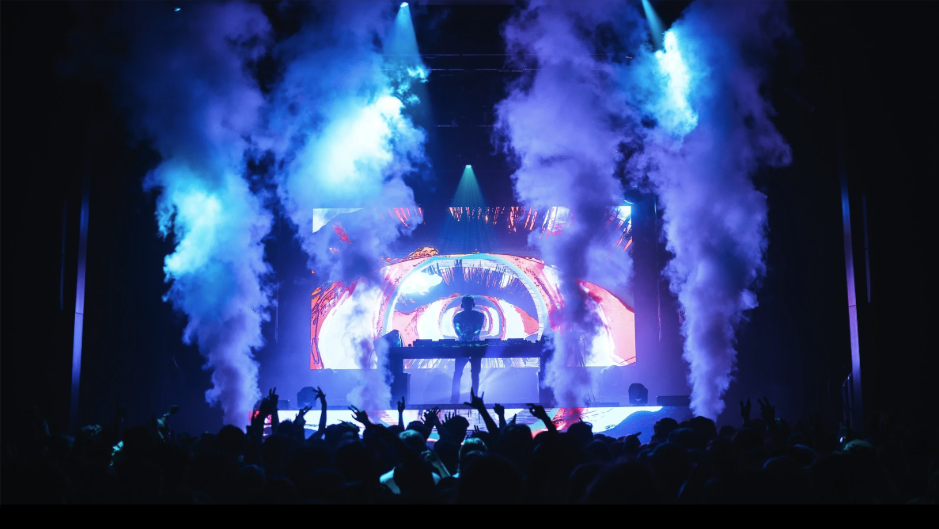 Footer Concert Image